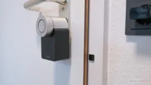 cerradura inteligente, dispositivo inteligente para puertas, puerta inteligente